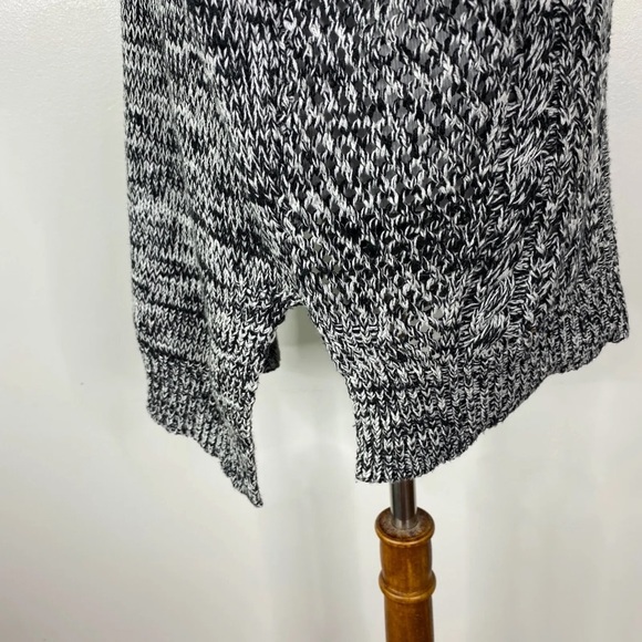 Express Oversized Chunky Knit Tunic Sweater Black White Sz. S - Picture 8 of 11